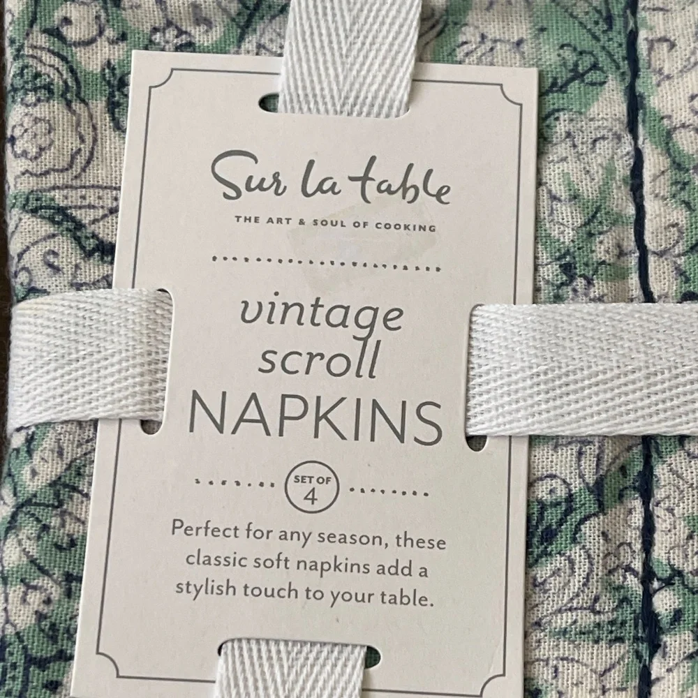 Sur La Table vintage scroll Blue Teal Cloth Napkins 20